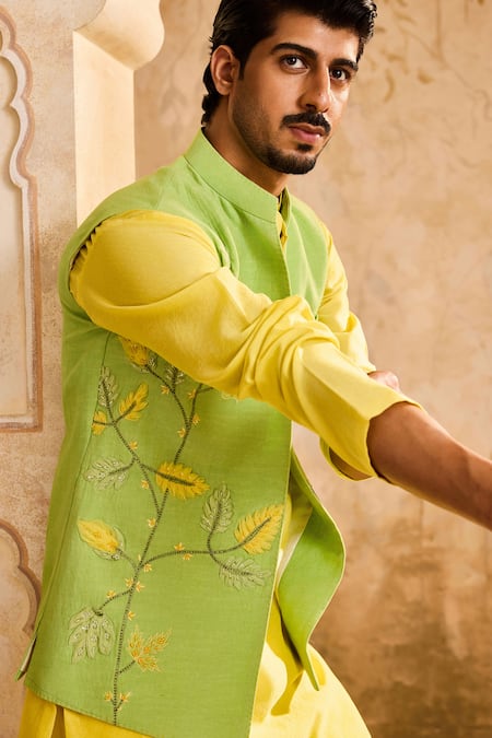 Buy_Histori_Green Chanderi, Cotton Cut Work Floral Embroidered Bundi And Kurta Set _Online_at_Aza_Fashions