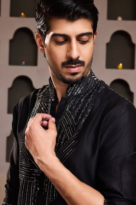 Buy_Histori_Black Chanderi, Cotton Beads, Sequins Embroidered Kurta Set _Online_at_Aza_Fashions