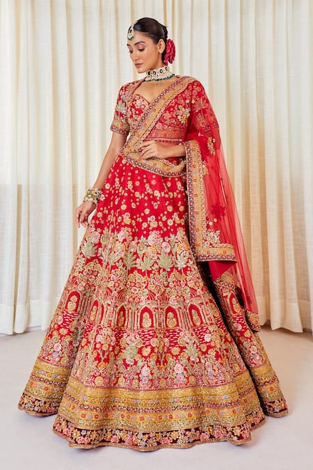 Pallavi Poddar Embroidered Zardozi Bridal Lehenga Set 