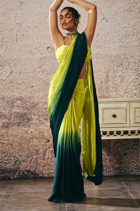 Masumi Mewawalla_Green Crepe Sweetheart Neck Ombre Pre-draped Saree And Embellished Blouse _Online_at_Aza_Fashions