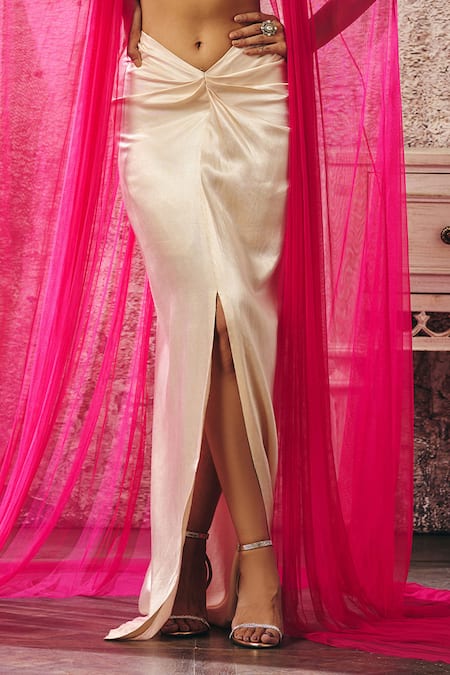 Buy_Masumi Mewawalla_Pink Silk Sequins Sweetheart Neck Pleated Cape And Blouse Skirt Set _Online_at_Aza_Fashions