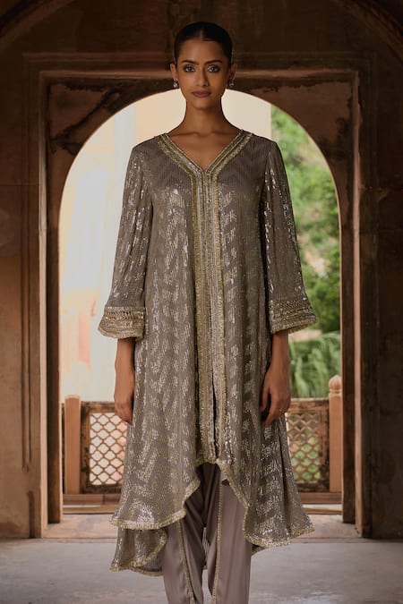 Buy Mustard Moon By Neyha And Vrinda Gray Georgette, Satin Sequins V-neck Slate Grey Embroidered Kurta Set Online at Aza Fashions Buy_Mustard Moon By Neyha And Vrinda_Gray Georgette, Satin Sequins V-neck Slate Grey Embroidered Kurta Set _Online_at_Aza_Fashions
