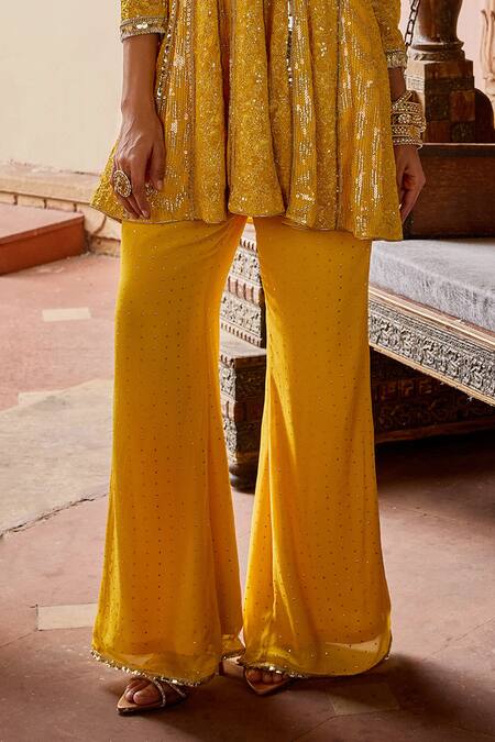 Mustard Moon By Neyha And Vrinda_Yellow Georgette Mirrors V-neck Mukaish Embroidered Tunic And Pant Set _Online_at_Aza_Fashions