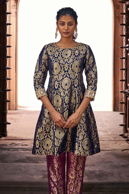 Buy_Mustard Moon By Neyha And Vrinda_Blue Brocade, Silk Zari, Mirrors Round Neck Navy Banarasi Kurta Set _Online_at_Aza_Fashions