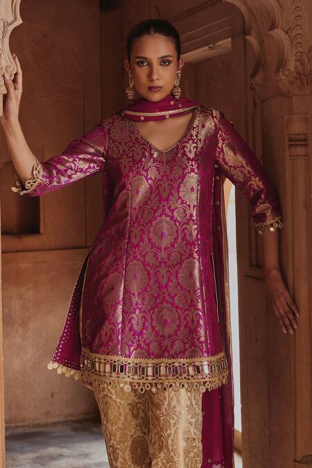 Buy_Mustard Moon By Neyha And Vrinda_Purple Brocade, Georgette Mirrors, Zari, Embroidery V-neck Banarasi Kurta Set _Online_at_Aza_Fashions