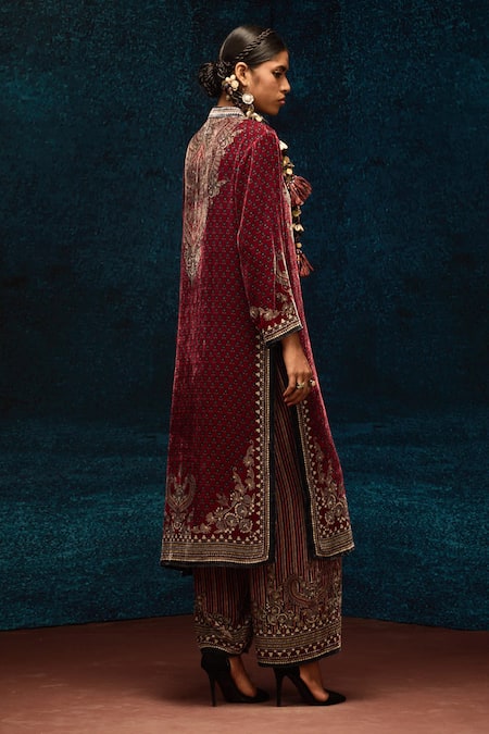 Buy Rajdeep Ranawat Maroon Silk Bandeau Neck Ajrakh Print Velvet Kurta Online at Aza Fashions Buy_Rajdeep Ranawat_Maroon Silk Bandeau Neck Ajrakh Print Velvet Kurta _Online_at_Aza_Fashions