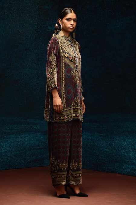 Buy_Rajdeep Ranawat_Maroon Silk Collared Ajrakh Print Velvet Kurta _Online_at_Aza_Fashions