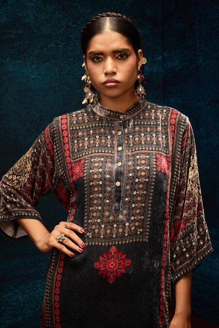 Shop Rajdeep Ranawat Black Silk, Velvet Embroidery Bandeau Neck Ajrakh Print Long Kurta Online at Aza Fashions Shop_Rajdeep Ranawat_Black Silk, Velvet Embroidery Bandeau Neck Ajrakh Print Long Kurta _Online_at_Aza_Fashions