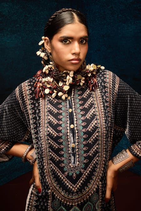 Shop_Rajdeep Ranawat_Black Silk Bandeau Neck Ghazala Ajrakh Print Kurta _Online_at_Aza_Fashions