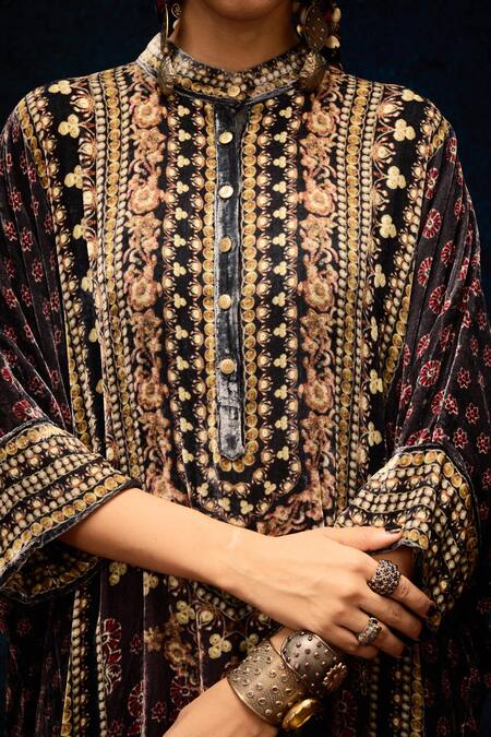 Buy_Rajdeep Ranawat_Burgundy Silk Bandeau Neck Ajrakh Printed Asymmetric Kurta 