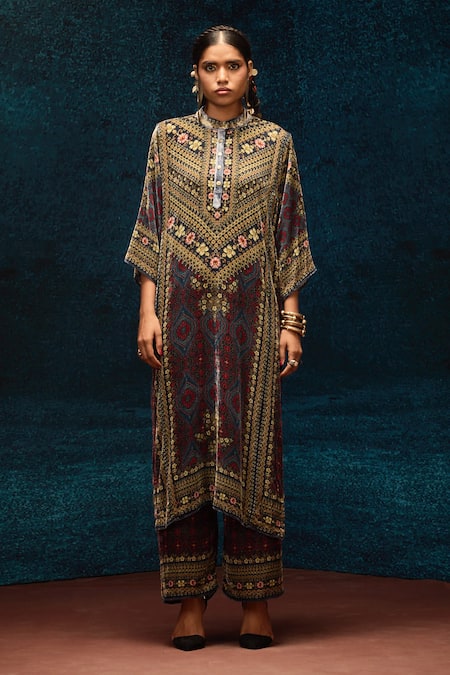 Rajdeep Ranawat_Blue Silk, Velvet Collared Ajrakh Print Straight Kurta _Online_at_Aza_Fashions