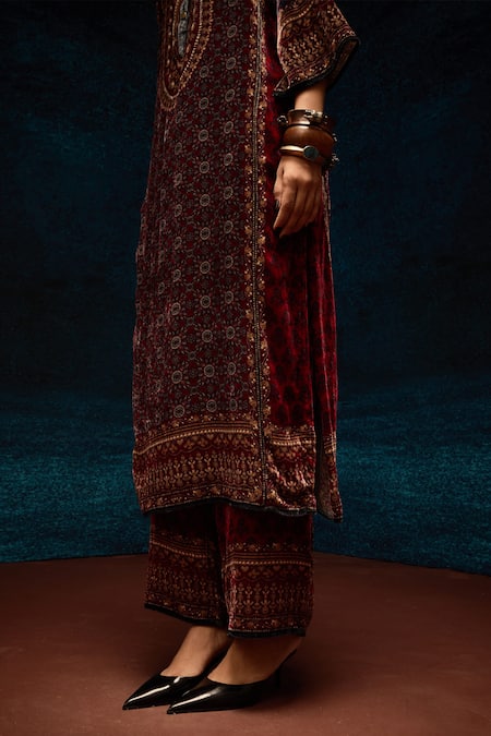 Rajdeep Ranawat_Maroon Silk, Velvet Collared Ajrakh Printed Kurta _at_Aza_Fashions