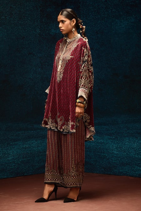 Rajdeep Ranawat_Maroon Silk Bandeau Neck Ajrakh Print Kurta _Online_at_Aza_Fashions