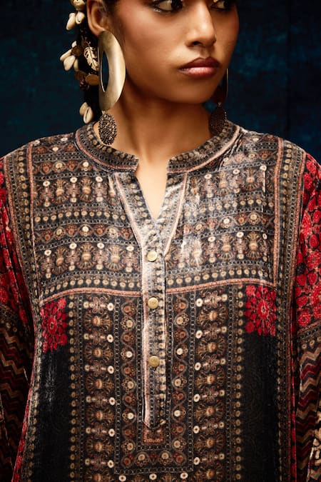 Buy_Rajdeep Ranawat_Black Silk, Velvet Bandeau Neck Ajrakh Print Tunic 