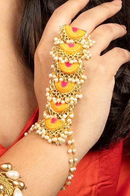 Buy_Bauble Bazaar_Yellow Pearls, Zari Flower Shaped Choker Set _Online_at_Aza_Fashions