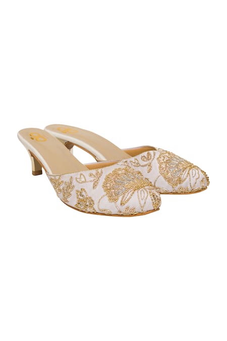 Kkarma Accessories Zardozi Embroidered White Kitten Heels 