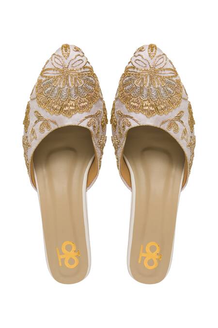 Kkarma Accessories Zardozi Embroidered White Kitten Heels 