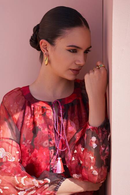 Buy Archana Shah Brown Organza Embroidery, Sequins Round Neck Floral Print Kurta Set With Pant Online at Aza Fashions Buy_Archana Shah_Brown Organza Embroidery, Sequins Round Neck Floral Print Kurta Set With Pant _Online_at_Aza_Fashions