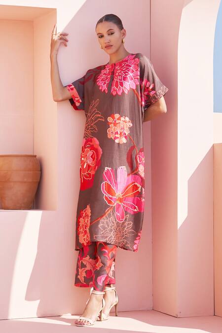 Archana Shah_Brown Bamboo Sequins, Embroidery Round Neck Floral Print Kaftan And Pant _Online_at_Aza_Fashions