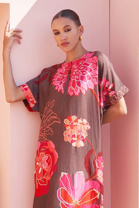 Buy_Archana Shah_Brown Bamboo Sequins, Embroidery Round Neck Floral Print Kaftan And Pant _Online_at_Aza_Fashions