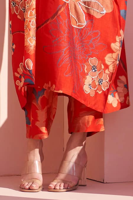 Archana Shah Red Bamboo, Silk Sequins Round Neck Floral Kaftan And Leaf Pant at Aza Fashions Archana Shah_Red Bamboo, Silk Sequins Round Neck Floral Kaftan And Leaf Pant _at_Aza_Fashions
