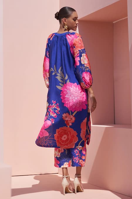 Shop Archana Shah Blue Bamboo, Crepe Sequins, Embroidery Round Floral Print Kurta Set With Pant at Aza Fashions Shop_Archana Shah_Blue Bamboo, Crepe Sequins, Embroidery Round Floral Print Kurta Set With Pant _at_Aza_Fashions