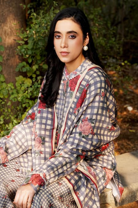 Shop Moh India Blue Floral Gingham Woven Stole Online at Aza Fashions Shop_Moh India_Blue Floral Gingham Woven Stole _Online_at_Aza_Fashions