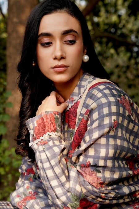 Moh India Blue Floral Gingham Woven Stole at Aza Fashions Moh India_Blue Floral Gingham Woven Stole _at_Aza_Fashions