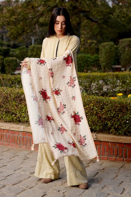 Moh India Floral Rose Gingham Woven Stole 