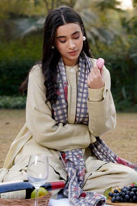 Shop Moh India Beige Plaid Blossom Woven Stole at Aza Fashions Shop_Moh India_Beige Plaid Blossom Woven Stole _at_Aza_Fashions