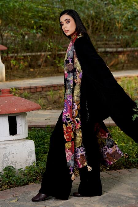 Shop Moh India Black Floral Printed Stole Online at Aza Fashions Shop_Moh India_Black Floral Printed Stole _Online_at_Aza_Fashions