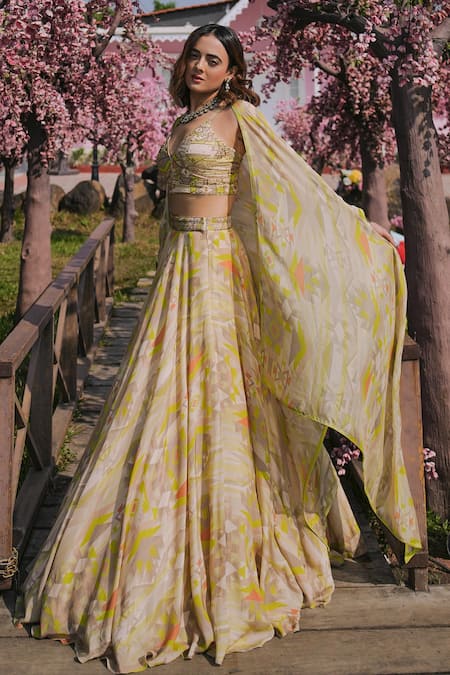 Koswi Green Viscose Zari, Beads, Gota Patti Plunge Geometric Print Cape And Lehenga Set Online at Aza Fashions Koswi_Green Viscose Zari, Beads, Gota Patti Plunge Geometric Print Cape And Lehenga Set _Online_at_Aza_Fashions