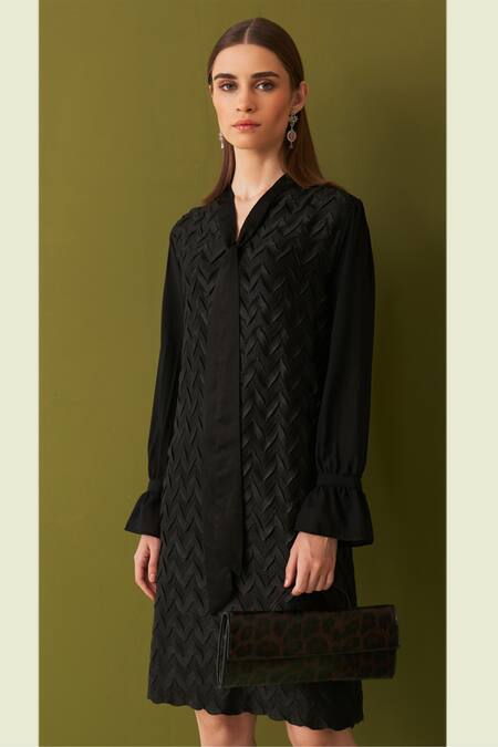 Buy Pleats By Aruni Black Crepe, Satin Embroidery Open Neck Chevron Pleat Tie Up Detail Dress Online at Aza Fashions Buy_Pleats By Aruni_Black Crepe, Satin Embroidery Open Neck Chevron Pleat Tie Up Detail Dress _Online_at_Aza_Fashions