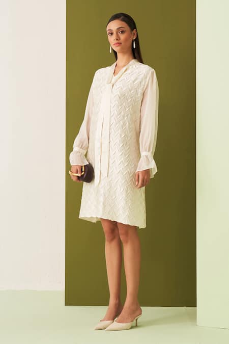 Pleats By Aruni White Crepe, Satin Embroidery Open Neck Chevron Textured Tie-up Dress at Aza Fashions Pleats By Aruni_White Crepe, Satin Embroidery Open Neck Chevron Textured Tie-up Dress _at_Aza_Fashions