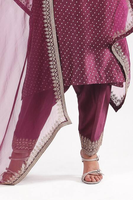 Mehak Talreja Couturre_Wine Chanderi Sequins, Zari, Embroidery Collared Zardozi Bandhani Kurta Set _Online_at_Aza_Fashions