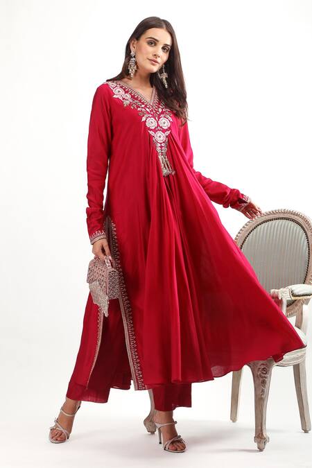 Mehak Talreja Couturre Magenta Chanderi Beads, Cut Work V-neck Floral Cutdana Anarkali Set Online at Aza Fashions Mehak Talreja Couturre_Magenta Chanderi Beads, Cut Work V-neck Floral Cutdana Anarkali Set _Online_at_Aza_Fashions