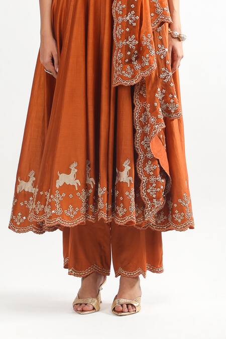 Buy_Mehak Talreja Couturre_Orange Chanderi Zari, Sequins, Embroidery Round Neck Reindeer Anarkali Set _Online_at_Aza_Fashions