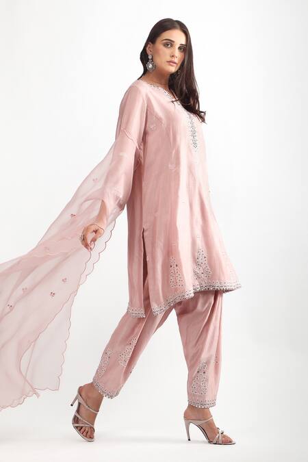 Mehak Talreja Couturre Pink Chanderi Mirrors, Diamonds, Embroidery Split V-neck Kurta Set Online at Aza Fashions Mehak Talreja Couturre_Pink Chanderi Mirrors, Diamonds, Embroidery Split V-neck Kurta Set _Online_at_Aza_Fashions