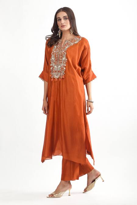 Buy Mehak Talreja Couturre Orange Chanderi Tassels Open Neck Paisley Embroidered Kaftan Kurta Set Online at Aza Fashions Buy_Mehak Talreja Couturre_Orange Chanderi Tassels Open Neck Paisley Embroidered Kaftan Kurta Set _Online_at_Aza_Fashions