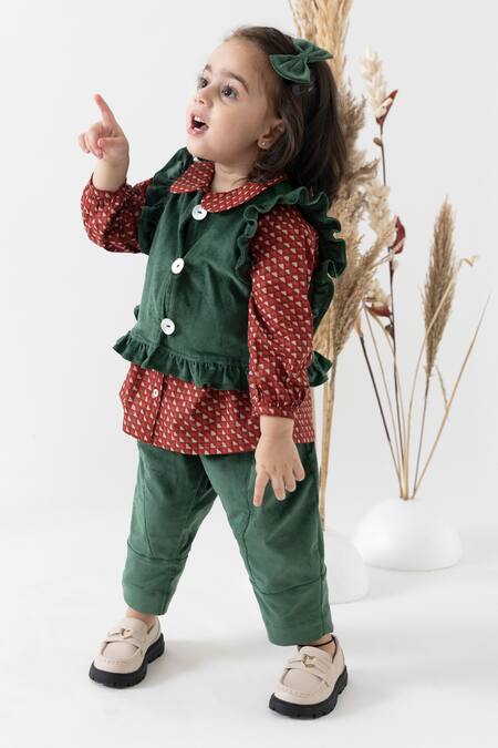 Shop Tiber Taber Green Cotton Ruffles Geometric Print Jacket Pant Set at Aza Fashions Shop_Tiber Taber_Green Cotton Ruffles Geometric Print Jacket Pant Set_at_Aza_Fashions