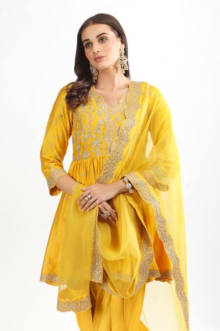 Shop_Mehak Talreja Couturre_Yellow Chanderi Sequins, Zari Scoop Neck Dori Embroidered Peplum Kurta Set _Online_at_Aza_Fashions