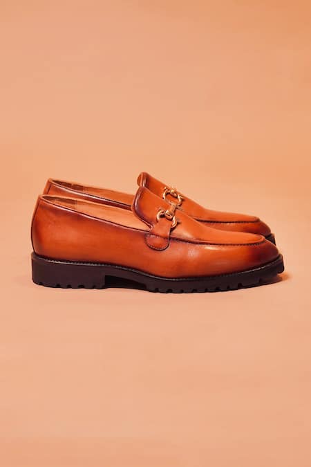 Dmodot Brown Buckles Hosbit Loafers Online at Aza Fashions Dmodot_Brown Buckles Hosbit Loafers _Online_at_Aza_Fashions