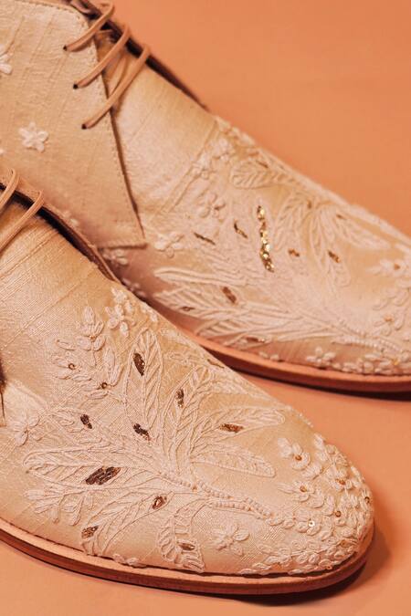 Buy Dmodot Gold Embroidery, Zari Chukka Boots Online at Aza Fashions Buy_Dmodot_Gold Embroidery, Zari Chukka Boots _Online_at_Aza_Fashions