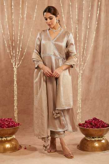 Nero India Beige Tissue Gota Patti, Sequins Open Neck Embellished Angarkha Kurta And Pant Set Online at Aza Fashions Nero India_Beige Tissue Gota Patti, Sequins Open Neck Embellished Angarkha Kurta And Pant Set_Online_at_Aza_Fashions