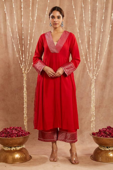 Nero India Red Gota Lace Border Woven Kurta & Pant Set 