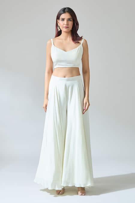 Samyukta Singhania_White Chiffon Beads V-neck Zardozi Embroidered Kaftan And Pant Set _Online_at_Aza_Fashions