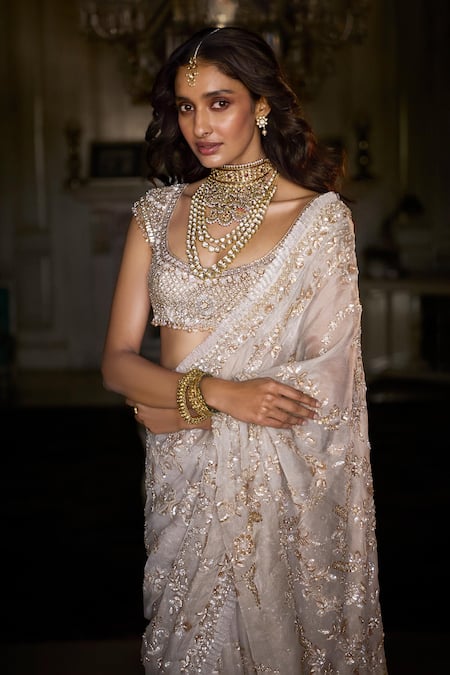 Seema Gujral_Ivory Net Embroidery, Sequins, Crystals Scoop Neck Floral Saree Set _Online_at_Aza_Fashions