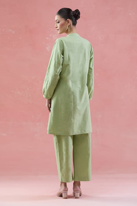 Shop_Naintara Bajaj_Green Cotton Mandarin Collar Pintucked Kurta Set _at_Aza_Fashions