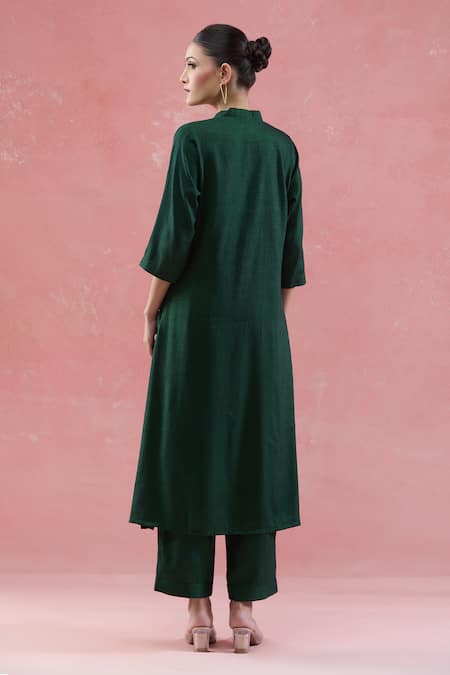 Samyukta Singhania V Neck Green Kurta Set With Pant 