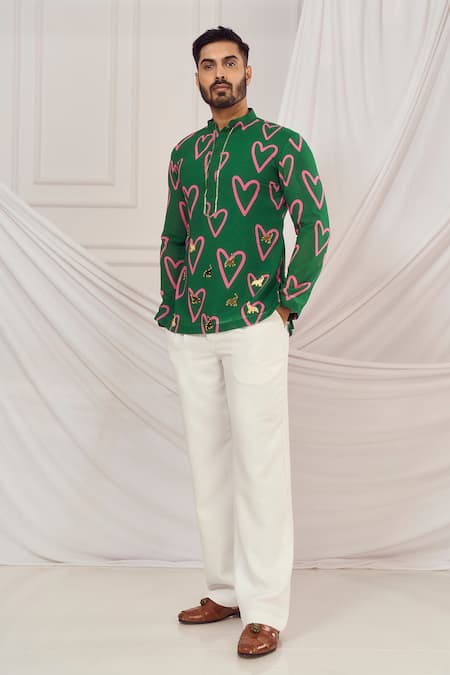 Harshita Singhvi_Green Georgette, Linen Embroidery Heart Print Elephant Embellished Kurta _Online_at_Aza_Fashions